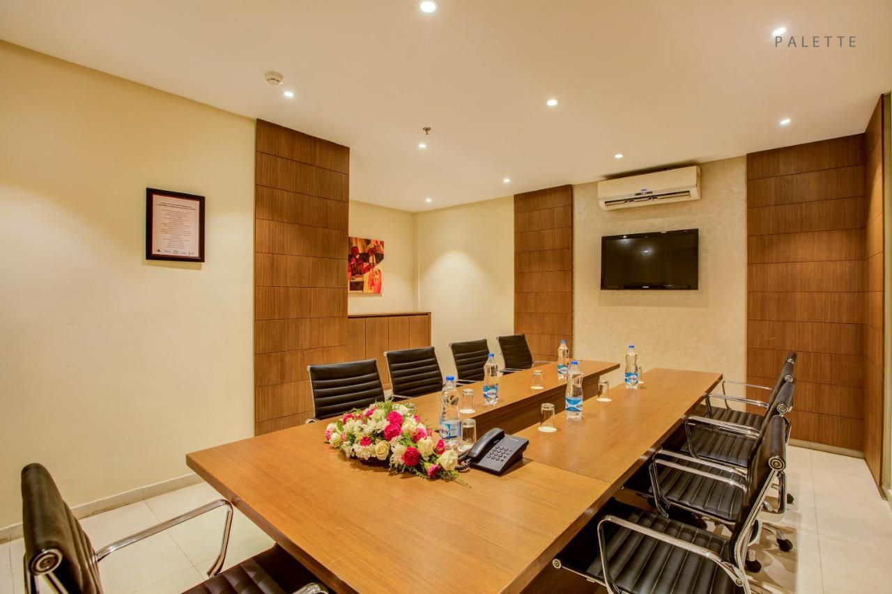 Jk Residency Cheruvathur Exteriör bild