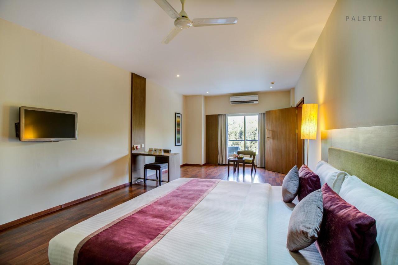 Jk Residency Cheruvathur Exteriör bild
